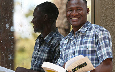 Ehemaliger KIUMA-Schüler unterrichtet jetzt an Sekundarschule