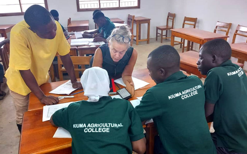 wortundtat-hoffnung-waechst-auf-den-feldern-tansania-landwirtschaft-ausbildung-img2 Landwirtschaft Ausbildung Tansania - Hoffnung wächst auf den Feldern Tansanias